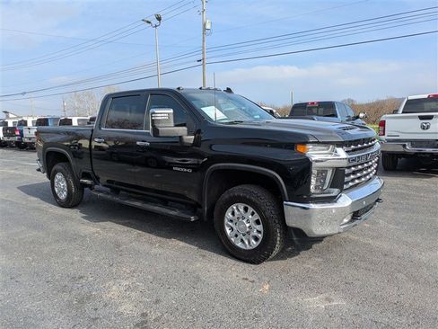 Used 2020 Chevrolet Silverado 2500 LTZ w/ LTZ Plus Package image 9