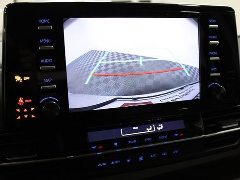 Certified 2021 Toyota Sienna LE image 13