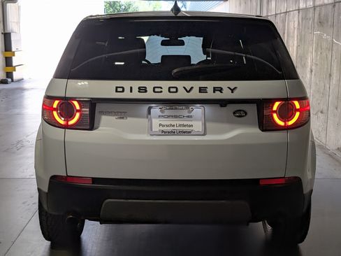 Used 2018 Land Rover Discovery Sport HSE AWD/4WD image 8