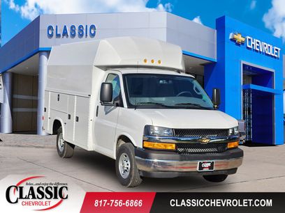 New 2025 Chevrolet Express 3500 w/ Power Convenience Package