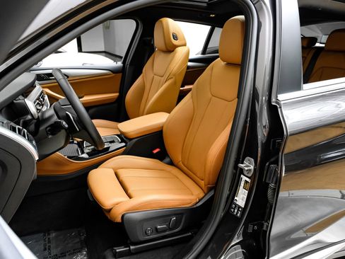 Used 2025 BMW X4 xDrive30i image 35