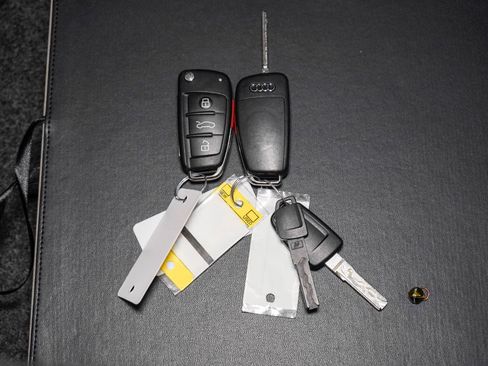 Used 2010 Audi R8 V10 image 52