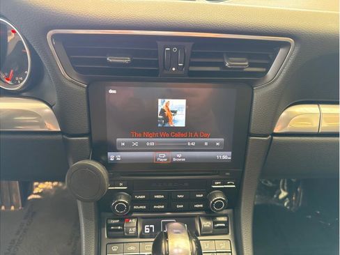 Used 2018 Porsche 911 Carrera S image 19