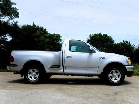 Used 2002 Ford F150 XLT RWD image 5