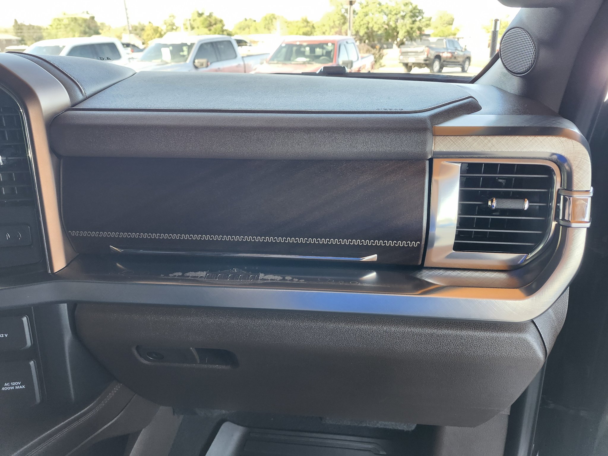 Used 2025 Ford F450 King Ranch w/ Chrome Package AWD/4WD image 11