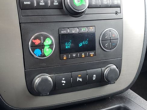Used 2013 GMC Yukon SLE w/ Convenience Package AWD/4WD image 26