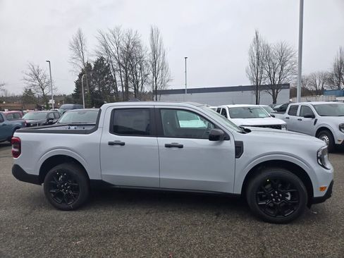 New 2026 Ford Maverick XLT w/ Equipment Group 301A AWD/4WD image 4