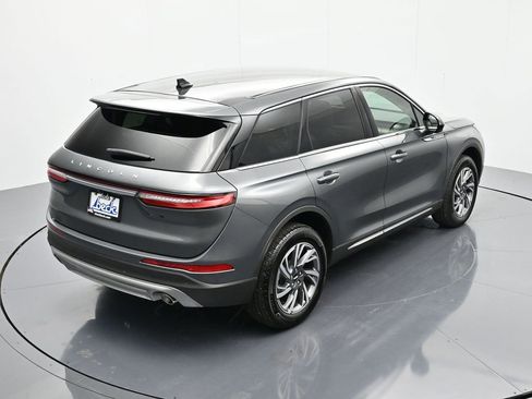 Used 2025 Lincoln Corsair FWD image 31