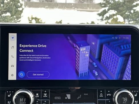 Used 2024 Toyota Highlander Limited image 13