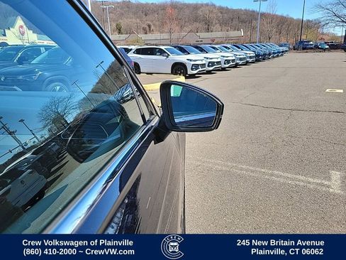 Used 2018 Volkswagen Tiguan SE w/ Panoramic Sunroof Package AWD/4WD image 34
