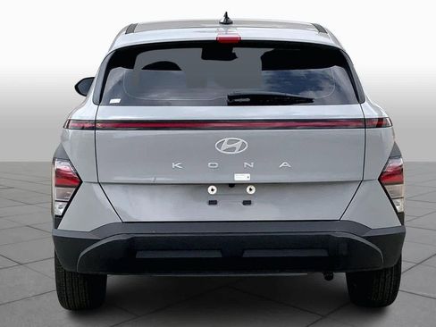 New 2026 Hyundai Kona SE image 4