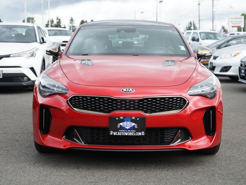 Used 2018 Kia Stinger GT2 AWD/4WD image 7