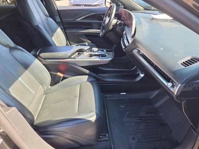 Used 2024 Cadillac Lyriq Luxury w/ LPO, Floor Liner Package RWD image 15