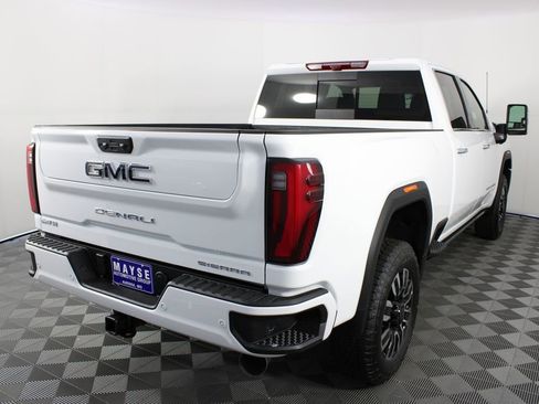 New 2026 GMC Sierra 3500 Denali Ultimate AWD/4WD image 30