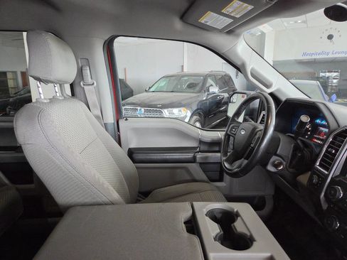 Used 2015 Ford F150 XLT w/ Equipment Group 301A Mid AWD/4WD image 28