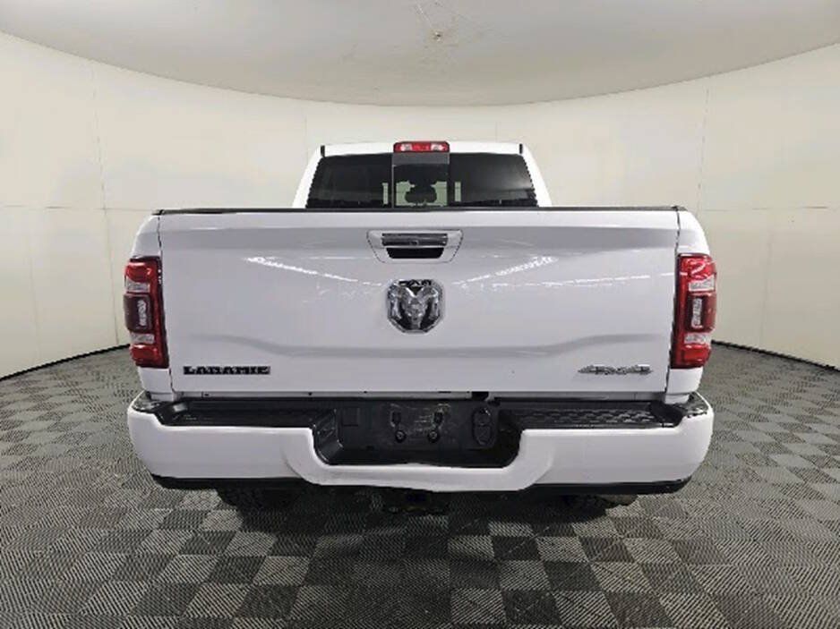 Used 2022 RAM 2500 Laramie AWD/4WD image 9