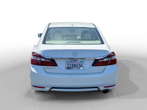 Used 2017 Honda Accord EX-L image 4