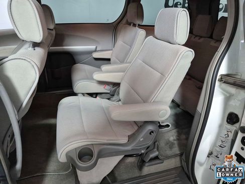 Used 2009 Nissan Quest S w/ Drivers Pkg FWD image 23