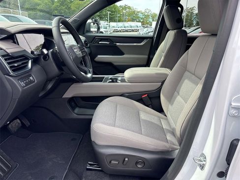 New 2026 GMC Acadia Elevation image 6