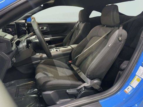 Used 2024 Ford Mustang GT RWD image 12