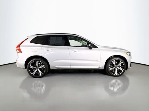 Certified 2025 Volvo XC60 T8 Ultra AWD/4WD image 8