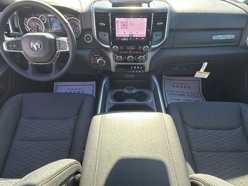 New 2026 RAM 1500 4x4 Crew Cab image 13