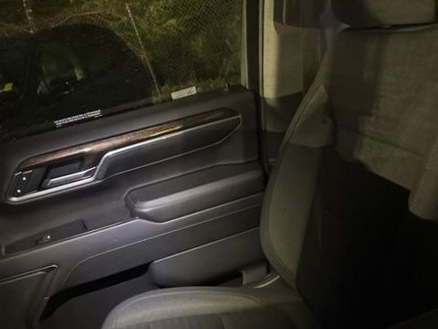 Used 2022 GMC Sierra 1500 SLE image 10