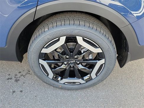 New 2025 Kia Telluride S image 40