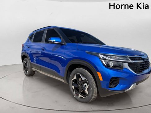 New 2026 Kia Seltos S FWD image 2