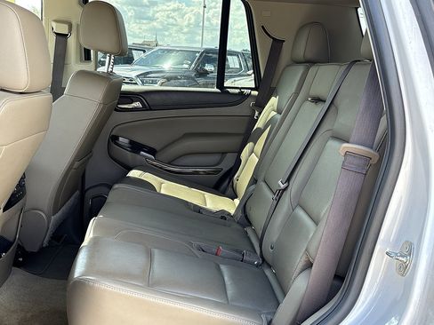 Used 2018 GMC Yukon SLT w/ Open Road Package RWD image 9