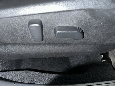 Used 2020 Subaru Forester Touring w/ Popular Package #2 image 26