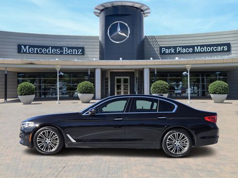 Used 2018 BMW 530i image 3