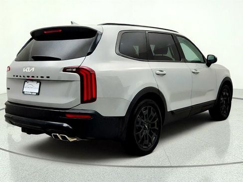 Used 2022 Kia Telluride SX w/ SX Prestige Package AWD/4WD image 5