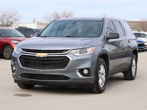 Used 2021 Chevrolet Traverse LS FWD image 6