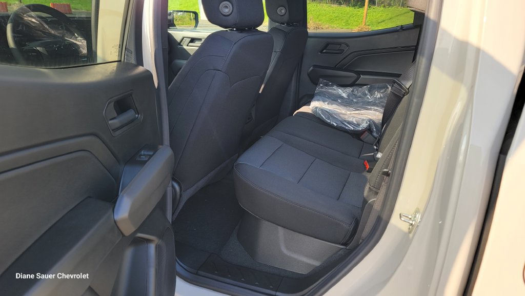 New 2026 Chevrolet Colorado Trail Boss AWD/4WD image 25