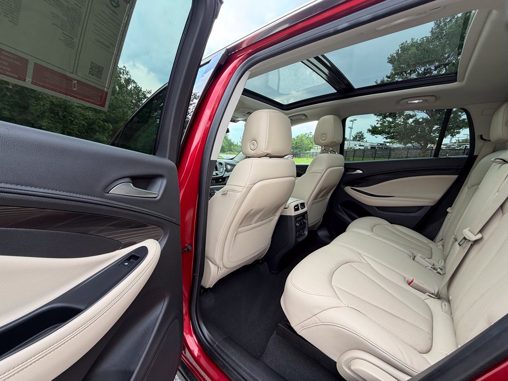 Used 2020 Buick Envision Premium w/ Driver Confidence Package AWD/4WD image 28
