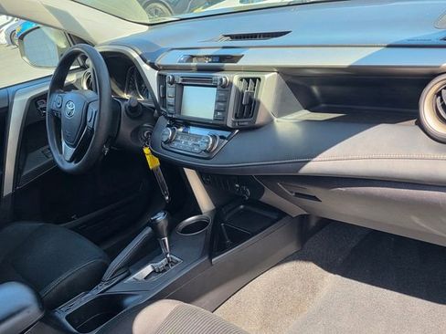 Used 2015 Toyota RAV4 XLE FWD image 20