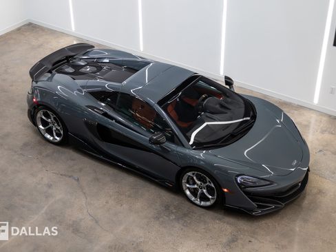 Used 2020 McLaren 600LT Spider RWD image 25