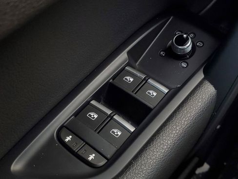 Used 2020 Audi Q5 2.0T Premium w/ Convenience Package image 18