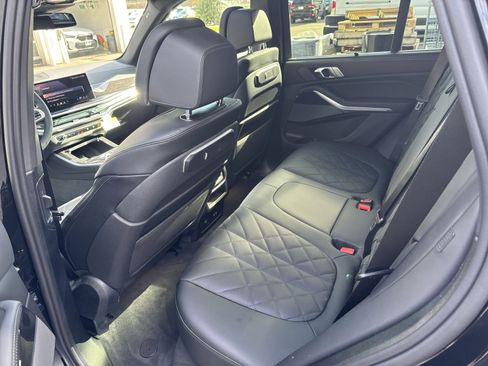 New 2026 BMW X5 xDrive40i w/ M Sport Package image 25