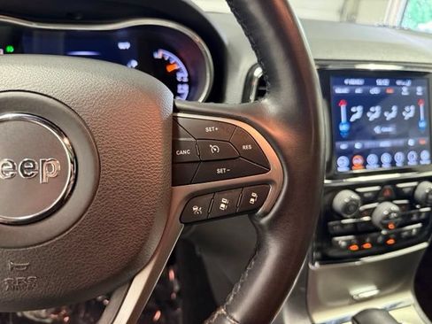 Used 2021 Jeep Grand Cherokee Limited w/ Quick Order Package 28K 80th AWD/4WD image 18