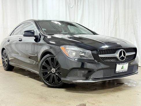 Used 2019 Mercedes-Benz CLA 250 4MATIC image 3