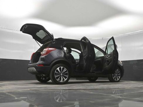 Used 2022 Buick Encore Preferred w/ Safety Package II AWD/4WD image 43