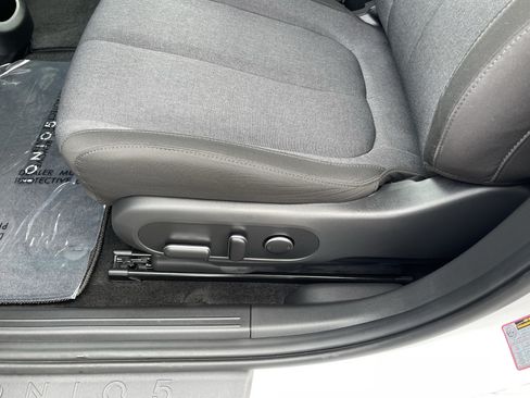 Certified 2024 Hyundai Ioniq 5 SE AWD/4WD image 18