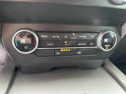 Used 2020 Ford Expedition XLT w/ Equipment Group 201A image 30