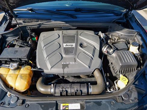 Used 2014 Jeep Grand Cherokee Limited w/ Luxury Group II image 55