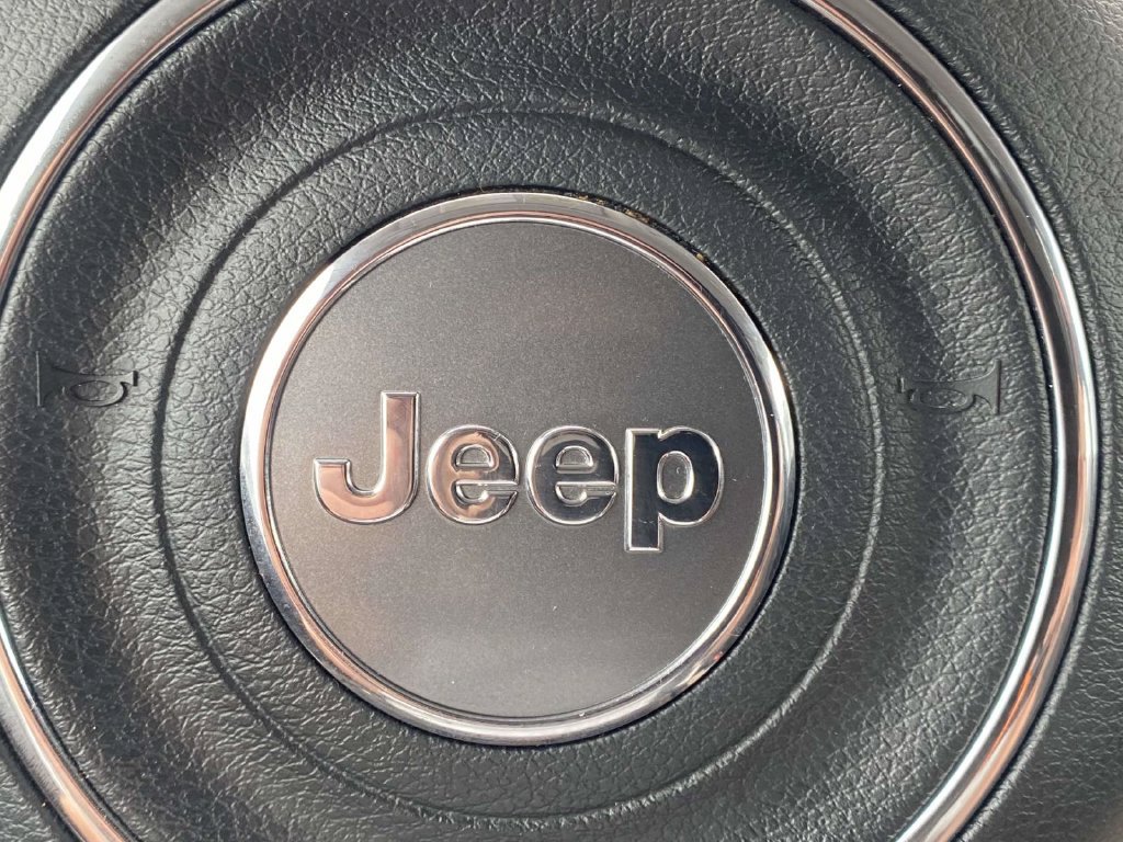 Certified 2022 Jeep Renegade Latitude w/ Convenience Group AWD/4WD image 31