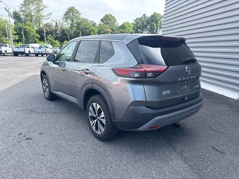 Used 2023 Nissan Rogue SV AWD/4WD image 3