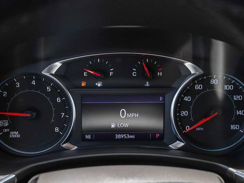 Used 2024 Chevrolet Equinox Premier FWD image 24