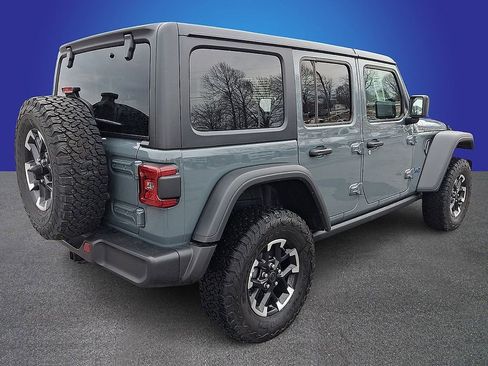 Used 2025 Jeep Wrangler Unlimited Rubicon 4xe AWD/4WD image 4